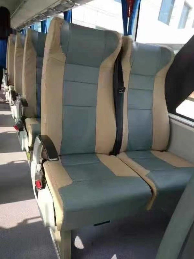 China Suppliers Luxury Leather Fabric Single Seat Double Seat Triple Seat Mini Buses seat Coaches seat Bus Seats