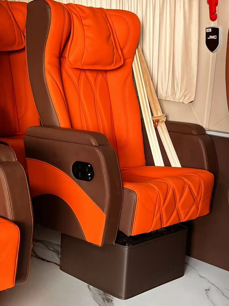 China Suppliers Luxury Leather Fabric Single Seat Double Seat Triple Seat Mini Buses seat Coaches seat Intercity Bus Seat