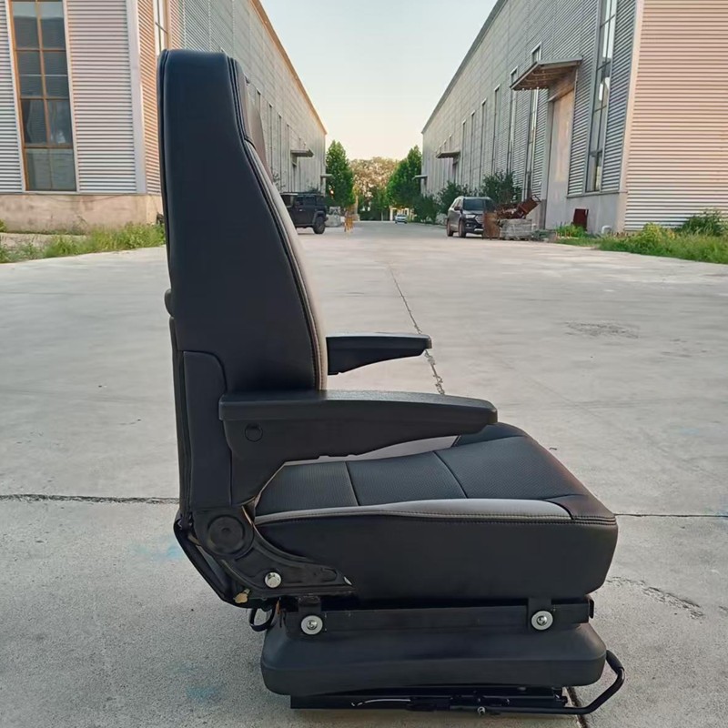 China Factory Engineering Vehicle Seat Excavator Seat Bulldozer Seat Forklift Seat Loader Seat