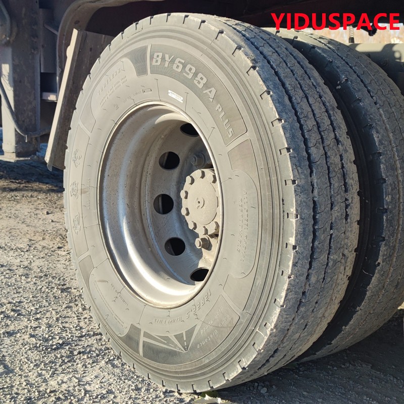 China Supplier High Speed High Wear Resistance High Load Carrying Capacity  Cost Effective Radial Truck Tyres​ Truck Tires